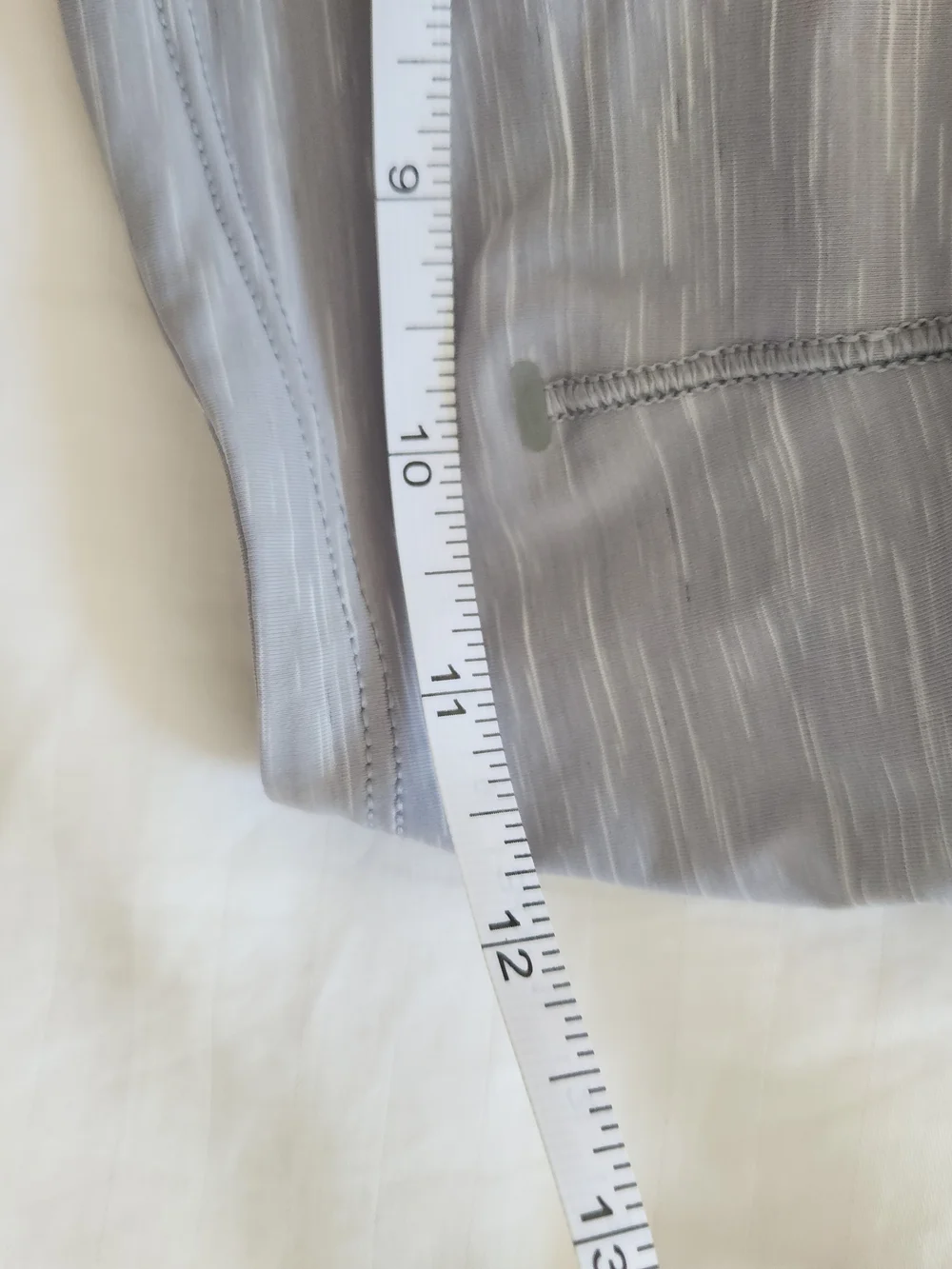 lululemon athletica Light Gray High-Neck Cropped Tank